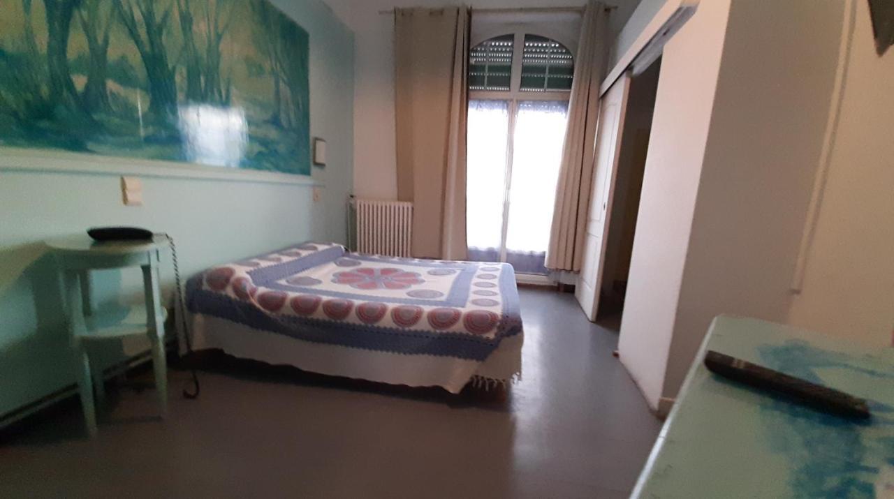 מרסיי Hotel Peron מראה חיצוני תמונה